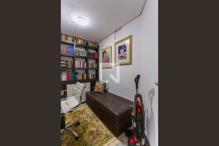 Apartamento à venda com 217m², 3 quartos e 4 vagasEscritório