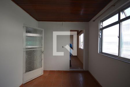 Sala de apartamento à venda com 1 quarto, 50m² em Olaria, Rio de Janeiro