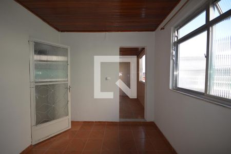 Sala de apartamento à venda com 1 quarto, 50m² em Olaria, Rio de Janeiro