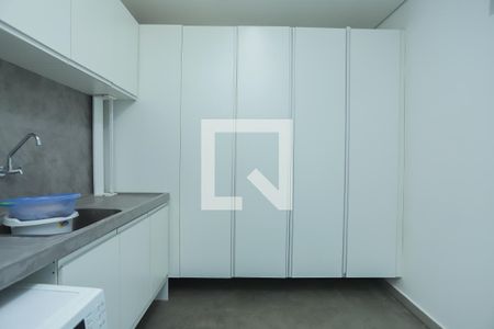 Área de Serviço de casa à venda com 4 quartos, 200m² em Vila Romana, São Paulo