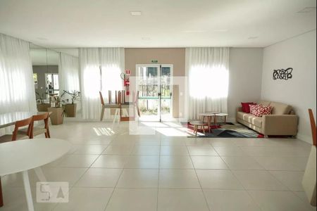 Apartamento à venda com 43m², 2 quartos e sem vagaÁrea comum - Salão de festas