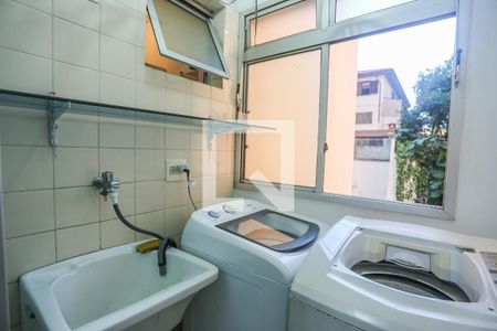 Apartamento para alugar com 66m², 3 quartos e 1 vagaArea de Serviço