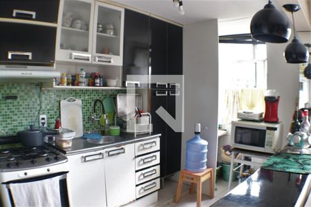 Apartamento à venda com 68m², 2 quartos e 1 vagaCozinha