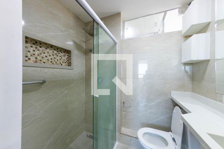 Banheiro de apartamento para alugar com 2 quartos, 87m² em Jardim Independência, São Paulo