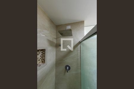 Banheiro de apartamento para alugar com 2 quartos, 87m² em Jardim Independência, São Paulo