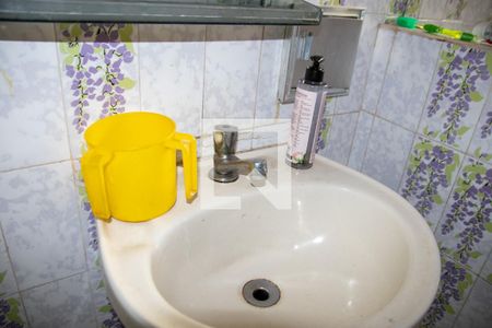 Casa à venda com 125m², 3 quartos e 2 vagasBanheiro 3