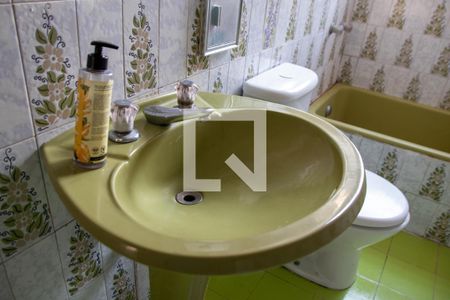 Casa à venda com 125m², 3 quartos e 2 vagasBanheiro do Quarto 2