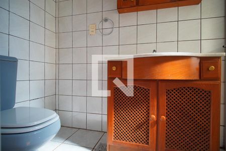Banheiro de apartamento para alugar com 1 quarto, 32m² em Vila Ipiranga, Porto Alegre