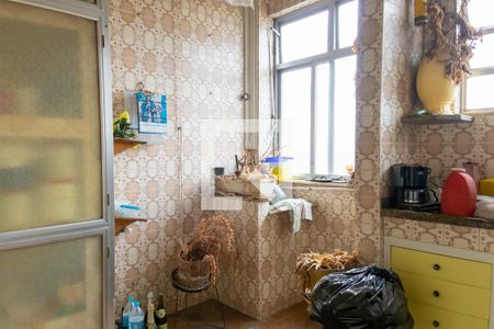 Apartamento à venda com 85m², 3 quartos e sem vagaCozinha e Área de Serviço