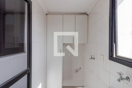 Apartamento à venda com 75m², 3 quartos e 1 vagaÁrea de Serviço