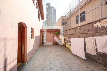 Casa à venda com 100m², 3 quartos e 2 vagasQuintal