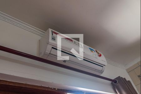 Casa à venda com 115m², 3 quartos e 2 vagasAr condicionado