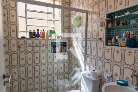 Casa à venda com 115m², 3 quartos e 2 vagasBanheiro