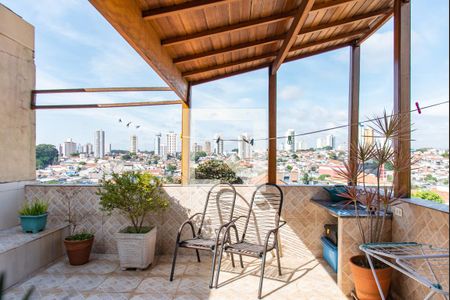 Casa à venda com 115m², 3 quartos e 2 vagasVaranda