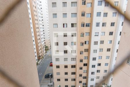 Vista da sala  de apartamento para alugar com 2 quartos, 44m² em Canhema, Diadema