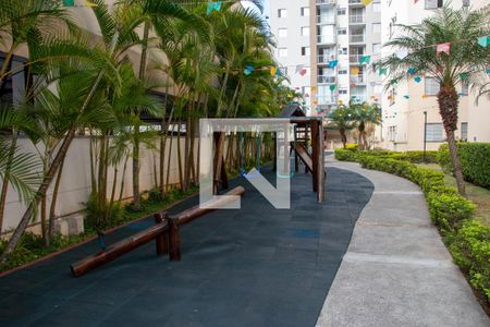 Apartamento à venda com 49m², 2 quartos e 1 vaga Apartamento à venda com 49m², 2 quartos e 1 vagaÁrea Comum - Playground