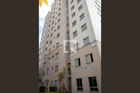 Apartamento à venda com 49m², 2 quartos e 1 vaga Apartamento à venda com 49m², 2 quartos e 1 vagaFachada