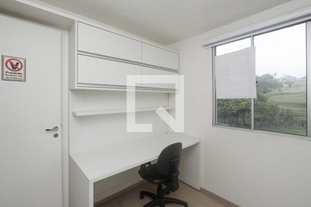 Quarto 1 de apartamento para alugar com 2 quartos, 42m² em Jardim Leopoldina, Porto Alegre