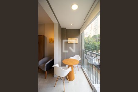 Varanda  de kitnet/studio para alugar com 1 quarto, 25m² em Vila Mariana, São Paulo