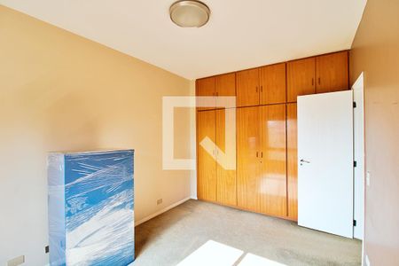 Apartamento à venda com 296m², 4 quartos e 4 vagas Apartamento à venda com 296m², 4 quartos e 4 vagasQuarto 3