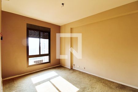 Apartamento à venda com 296m², 4 quartos e 4 vagas Apartamento à venda com 296m², 4 quartos e 4 vagasSuíte 2