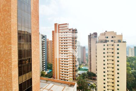 Apartamento à venda com 296m², 4 quartos e 4 vagas Apartamento à venda com 296m², 4 quartos e 4 vagasVista da Suíte 1