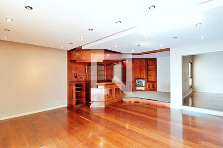 Apartamento à venda com 296m², 4 quartos e 4 vagas Apartamento à venda com 296m², 4 quartos e 4 vagasSala