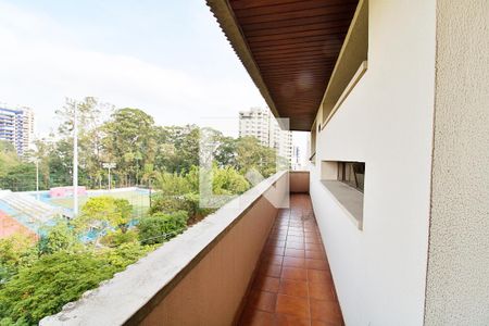 Apartamento à venda com 296m², 4 quartos e 4 vagas Apartamento à venda com 296m², 4 quartos e 4 vagasSacada da Copa