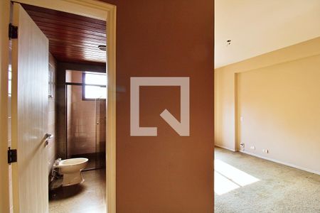 Apartamento à venda com 296m², 4 quartos e 4 vagas Apartamento à venda com 296m², 4 quartos e 4 vagasSuíte 2
