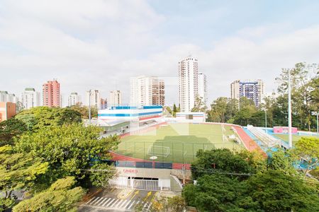 Apartamento à venda com 296m², 4 quartos e 4 vagas Apartamento à venda com 296m², 4 quartos e 4 vagasVista da Sacada