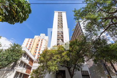 Apartamento para alugar com 75m², 2 quartos e 2 vagasFachada
