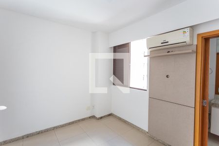 Suíte 1 de apartamento para alugar com 2 quartos, 75m² em Lourdes, Belo Horizonte