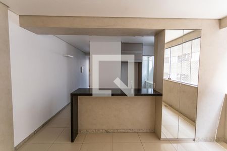 Apartamento para alugar com 75m², 2 quartos e 2 vagasCozinha
