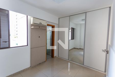 Suíte 1 de apartamento para alugar com 2 quartos, 75m² em Lourdes, Belo Horizonte