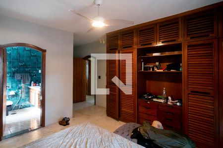 Casa à venda com 800m², 4 quartos e 4 vagasQuarto 3 - Suíte