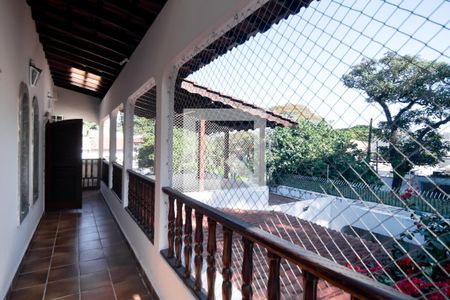 Casa à venda com 800m², 4 quartos e 4 vagasVaranda Quarto 1 e Suíte 3