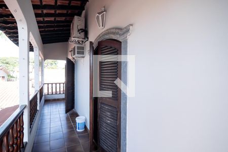 Casa à venda com 800m², 4 quartos e 4 vagasVaranda Quarto 2 e Suíte 4