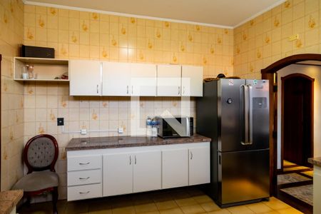 Casa à venda com 800m², 4 quartos e 4 vagasCozinha