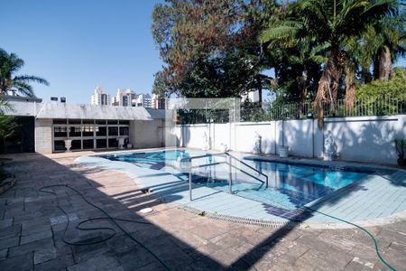 Casa à venda com 800m², 4 quartos e 4 vagasPiscina