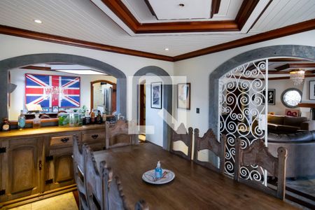 Casa à venda com 800m², 4 quartos e 4 vagasSala Jantar