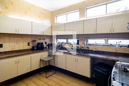 Casa à venda com 800m², 4 quartos e 4 vagasCozinha