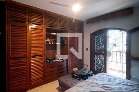 Casa à venda com 800m², 4 quartos e 4 vagasQuarto 3 - Suíte