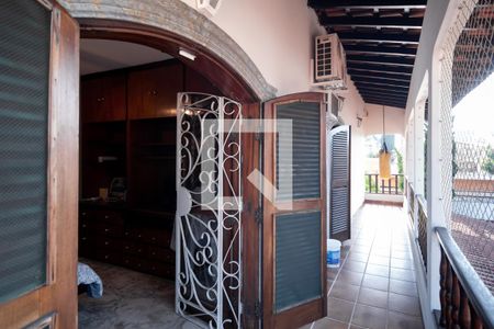 Casa à venda com 800m², 4 quartos e 4 vagasVaranda Quarto 2 e Suíte 4