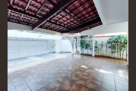 Casa à venda com 800m², 4 quartos e 4 vagasGaragem