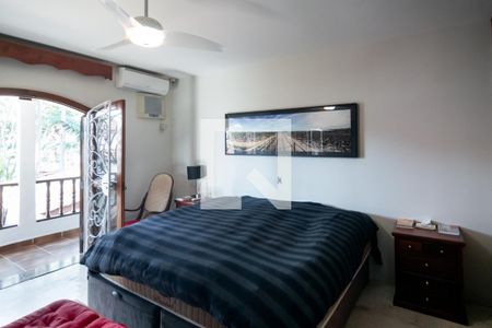 Casa à venda com 800m², 4 quartos e 4 vagasQuarto 4 - Suíte