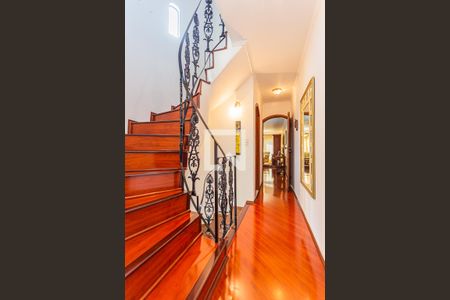 Corredor de casa à venda com 3 quartos, 274m² em Paraíso, Santo André