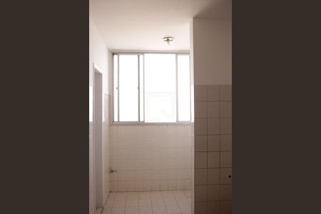 Apartamento à venda com 70m², 3 quartos e 1 vaga Apartamento à venda com 70m², 3 quartos e 1 vagaLavanderia