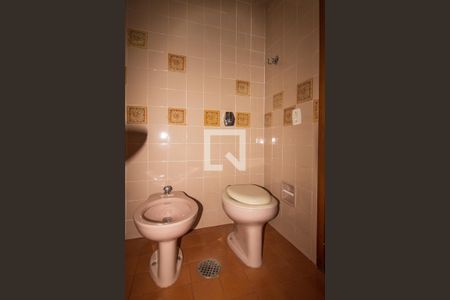 Banheiro de apartamento para alugar com 1 quarto, 35m² em Centro Histórico, Porto Alegre