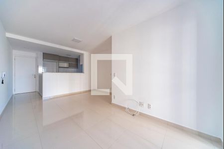 Sala de apartamento para alugar com 3 quartos, 77m² em Vila Floresta, Santo André