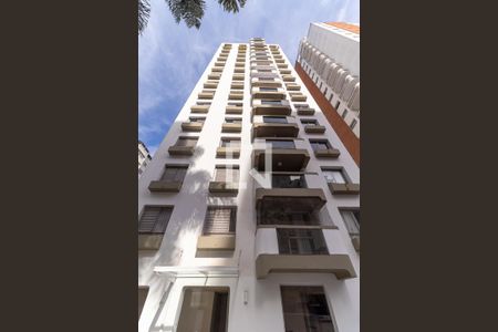 Apartamento à venda com 65m², 1 quarto e 2 vagasFachada